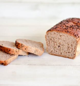 Chleb żytni na naturalnym zakwasie z czarnuszką